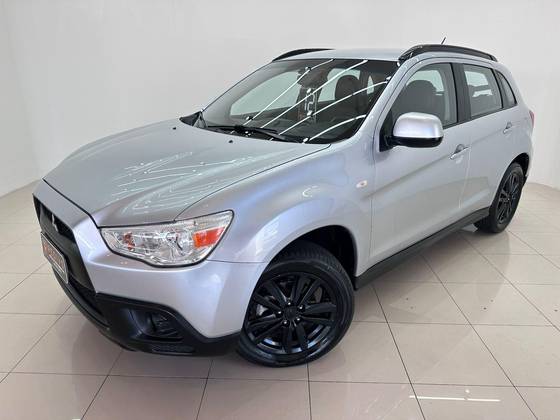 MITSUBISHI ASX 2.0 4X2 16V GASOLINA 4P AUTOMÁTICO MITSUBISHI ASX 2.0 4X2 16V GASOLINA 4P AUTOMÁTICO